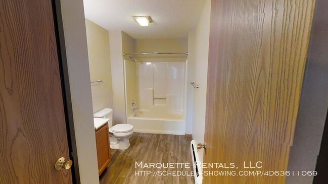 Building Photo - 2445 Werner St