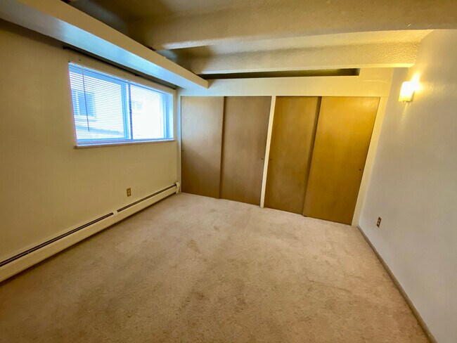 Building Photo - 4155 E Iowa Ave