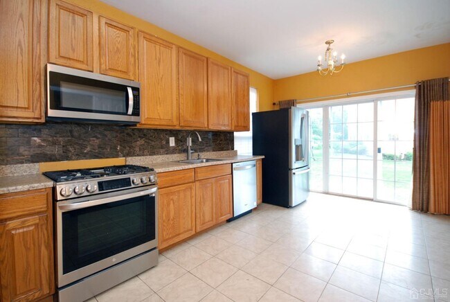 Building Photo - 57 Woods Edge Ct