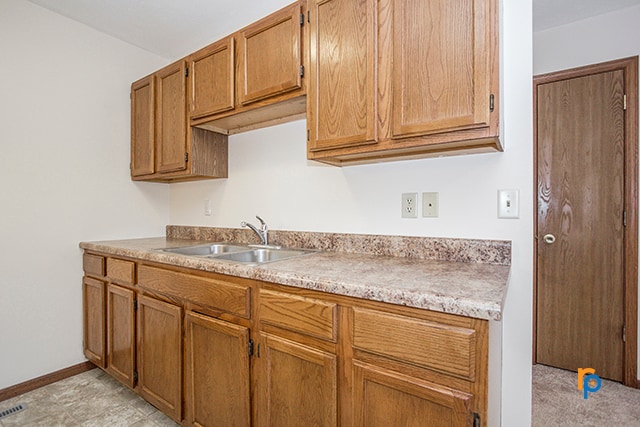 Building Photo - 3441 Portia St