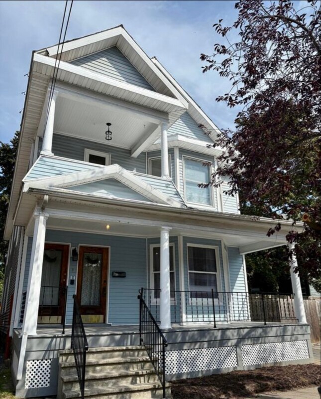 Building Photo - 1 Magnolia Terrace