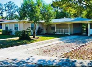 Building Photo - 3 bedroom 1 bathroom House