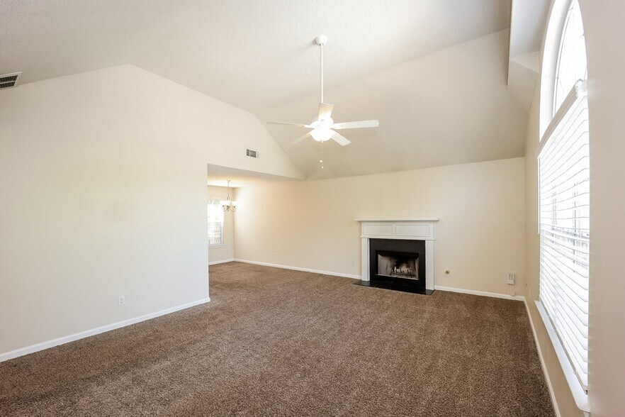 Building Photo - 3765 Crowned Eagle Way