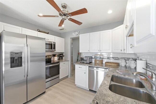 Building Photo - 4805 Cobia Dr SE