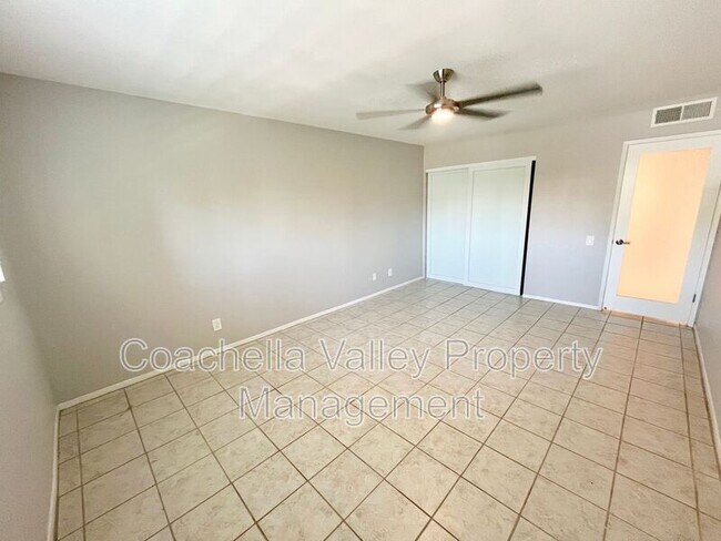 Building Photo - 2160 S Palm Canyon Dr