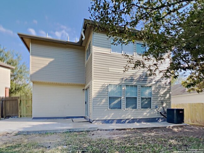 Building Photo - 1111 Ranger Peak