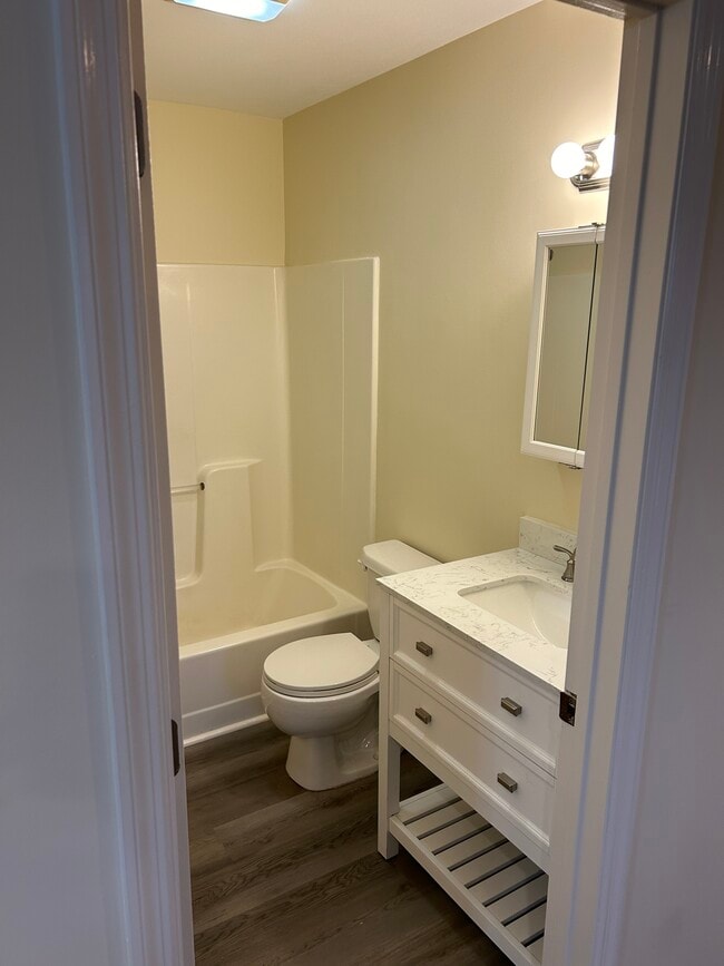 Bathroom - Maple Tree Apartments