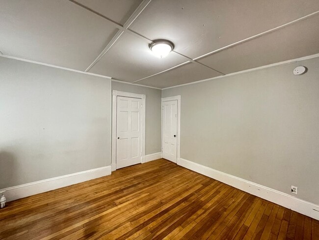 Building Photo - 350 Portland St