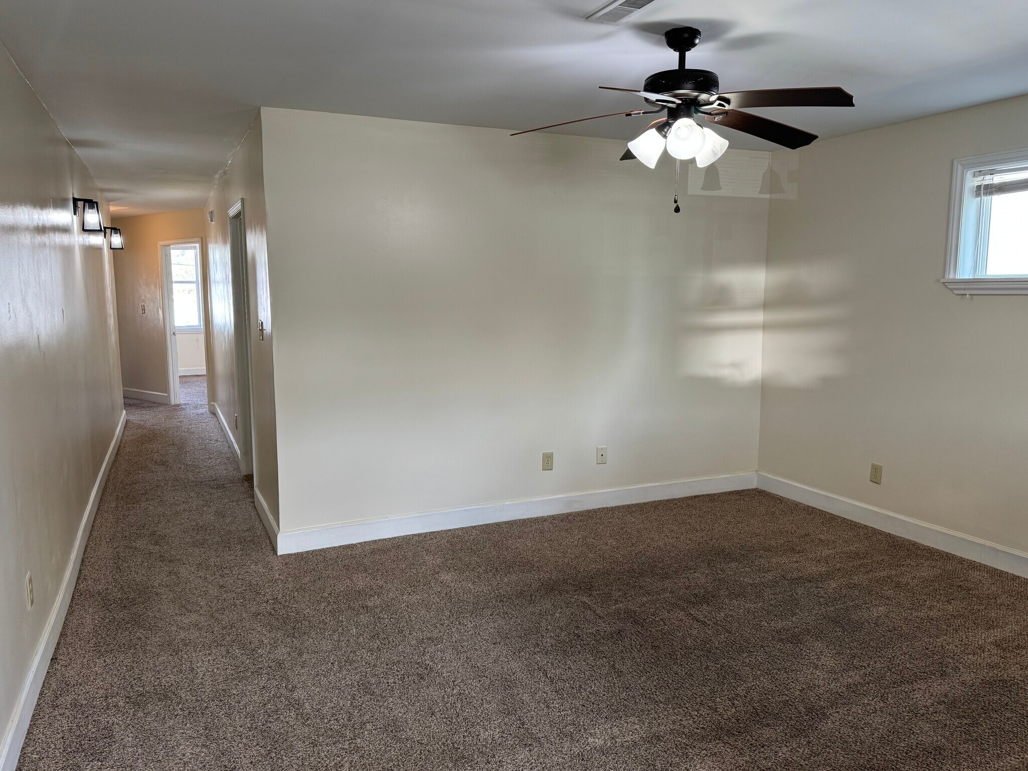 Living room - 414 E 2nd St