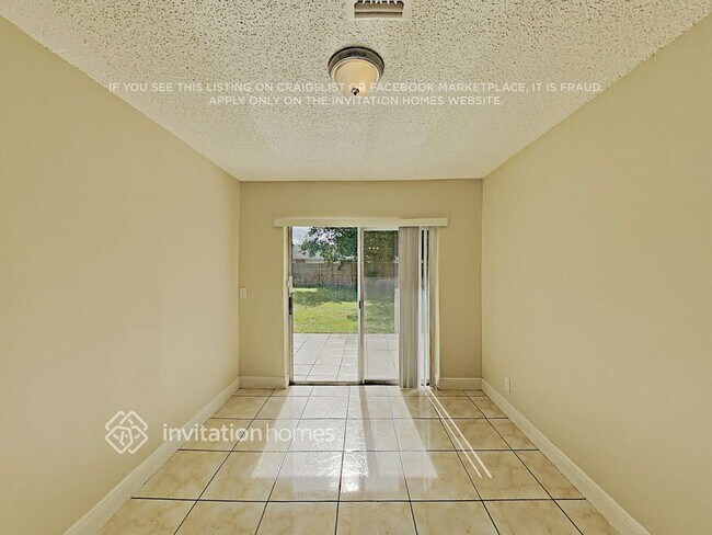 Building Photo - 127 Dove Cir