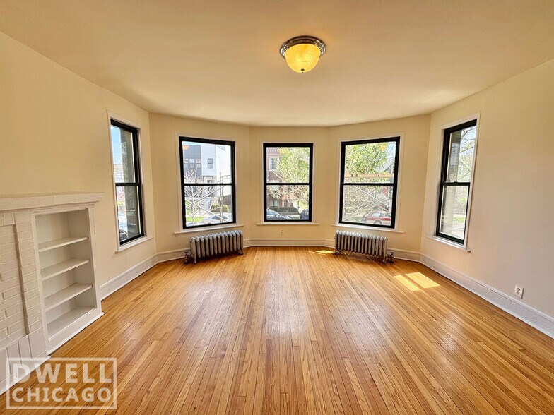 Building Photo - 2300 N Spaulding Ave