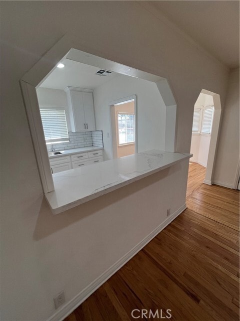 Building Photo - 9441 Beverly St