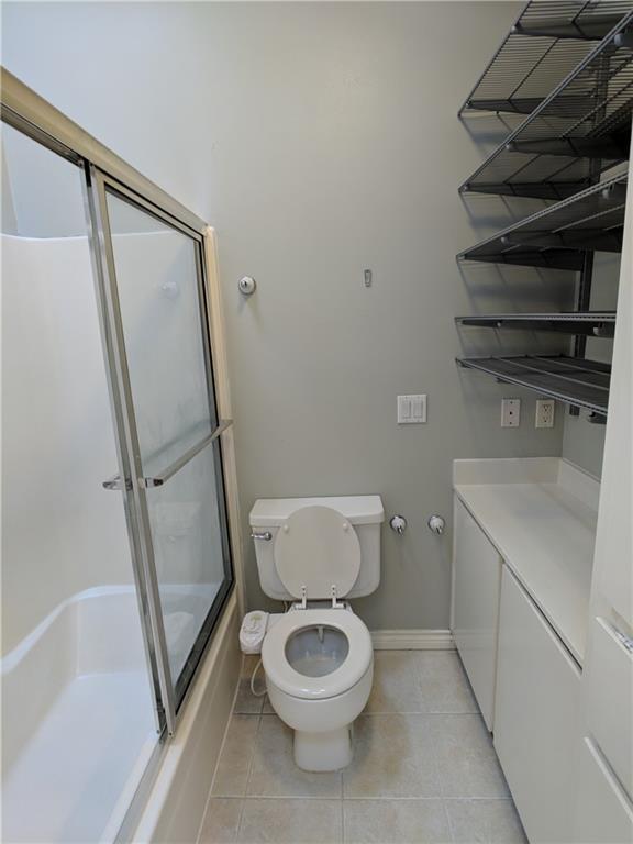 Building Photo - 7122 Wood Hollow Dr