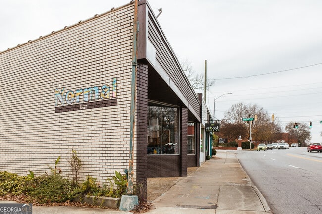 Building Photo - 170 Windsor Ct