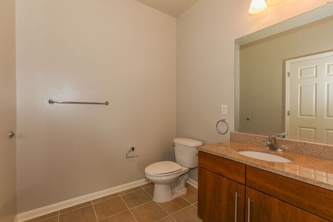 Building Photo - 56 Brownstone Way