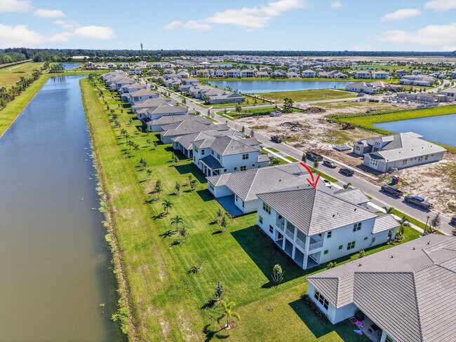 Building Photo - 15120 Wildwood Cir