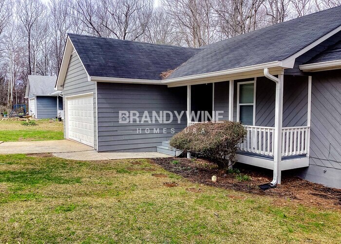 Building Photo - 289 Montego Cir