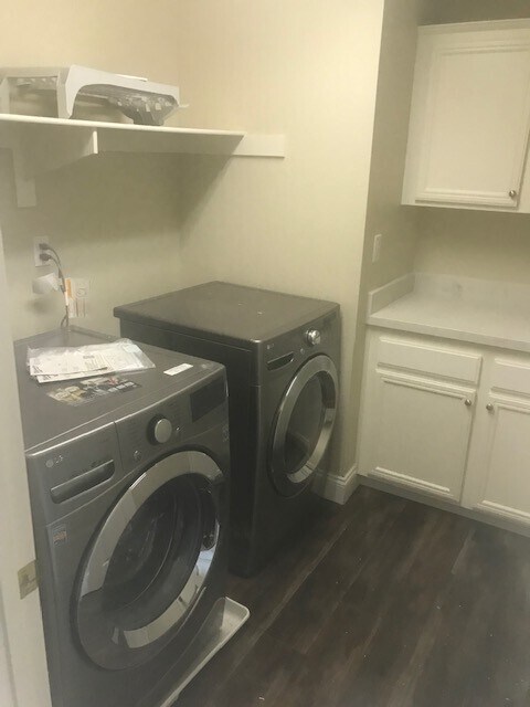 Building Photo - Incredible 5 Bed 2.5 Bath House Located In San Marcos