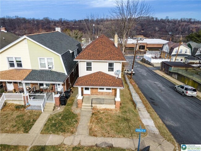 Building Photo - 2001 Ferry St