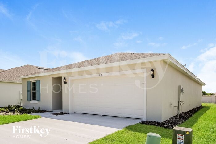 Building Photo - 706 Yeager Ct