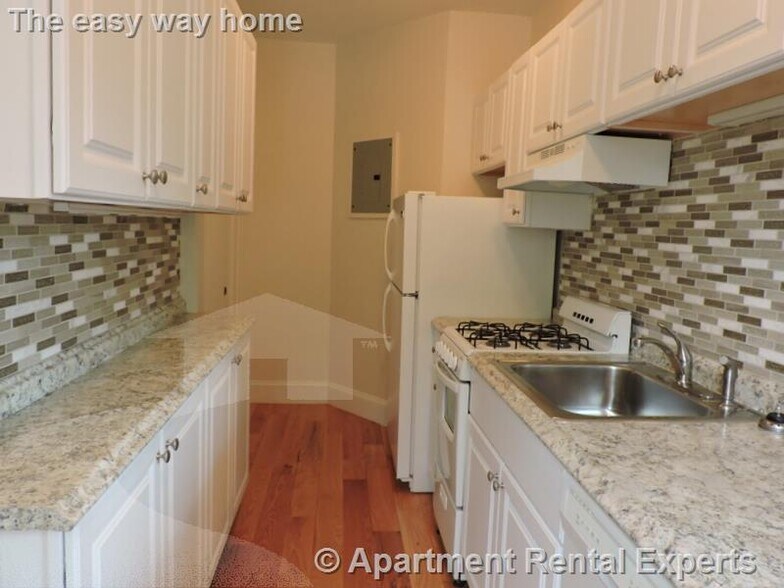 Building Photo - 361 Harvard St