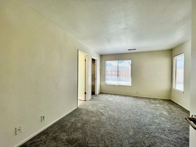 Building Photo - 4517 Da Vinci Dr