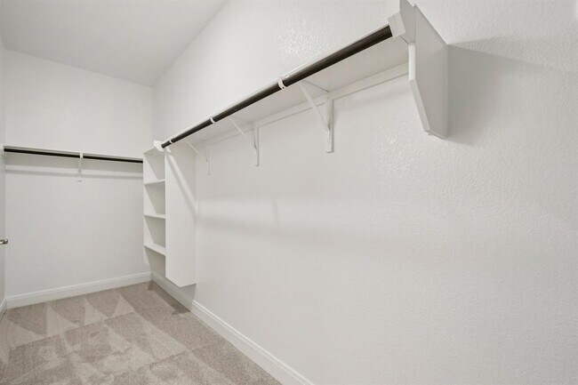 Building Photo - 500 Madelines Mdw Ln