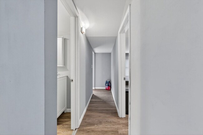 Building Photo - 7792 Alicia Ct