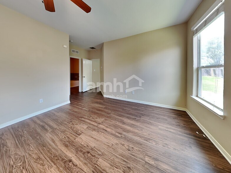 Building Photo - 19314 Yaupon Creek Dr