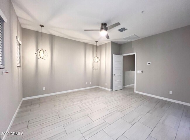 Building Photo - 2134 W Harmont Dr