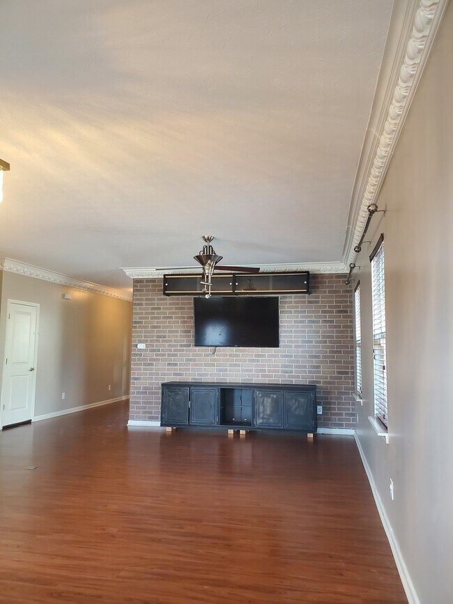 Building Photo - 13973 Catalina Dr