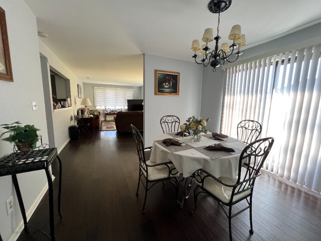 Building Photo - 183 Livingston Pl