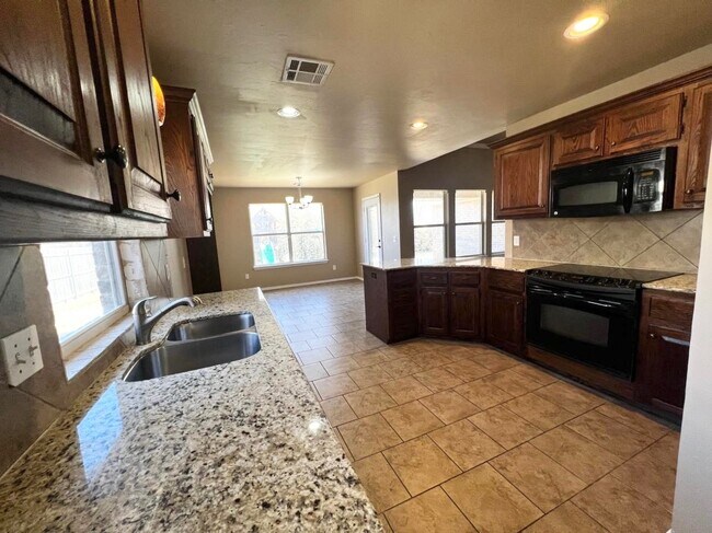 Building Photo - 8224 Hillers Rd