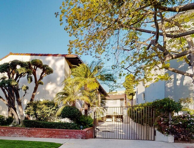 Building Photo - Modern Loft-Style Condo with Floor to Ceiling Windows  in Vibrant Culver City