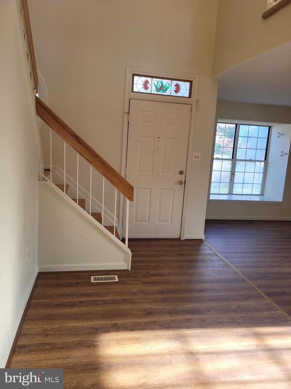 Building Photo - 7014 Megan Ln