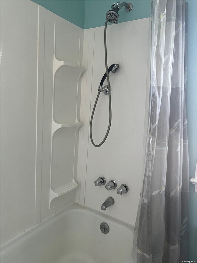 68 Jennings Ave 68 Jennings Ave Patchogue NY 11772 Apartment Finder