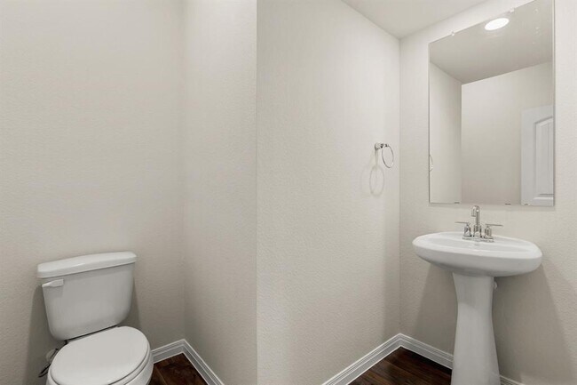 Building Photo - 112 Eagle Mountain Trl1