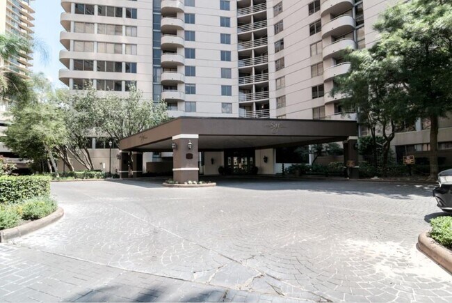 Building Photo - 3525 Sage Rd