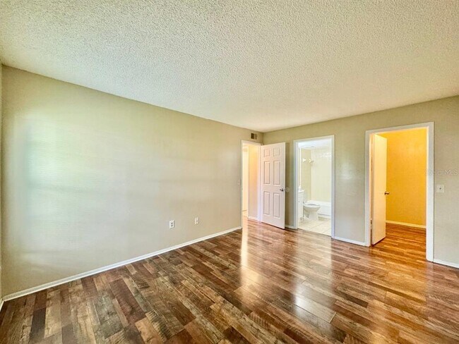 Building Photo - 14419 Hanging Moss Cir