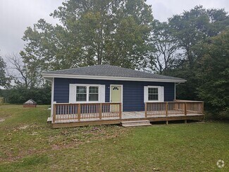 Building Photo - NEW LISTING!!!! Dont Miss Out