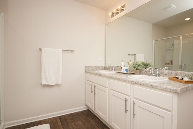 Building Photo - 334 This Way