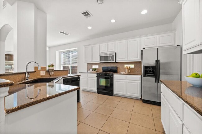 Building Photo - 3664 Rosalina Loop