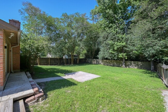 Building Photo - 25747 Timber Lakes Dr