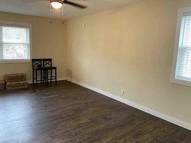 Building Photo - 4005 Chisholm Trail