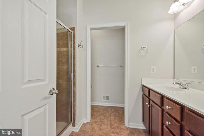 Building Photo - 2486 Winthrop Dr