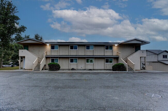 Building Photo - 1806 W 21st Ave