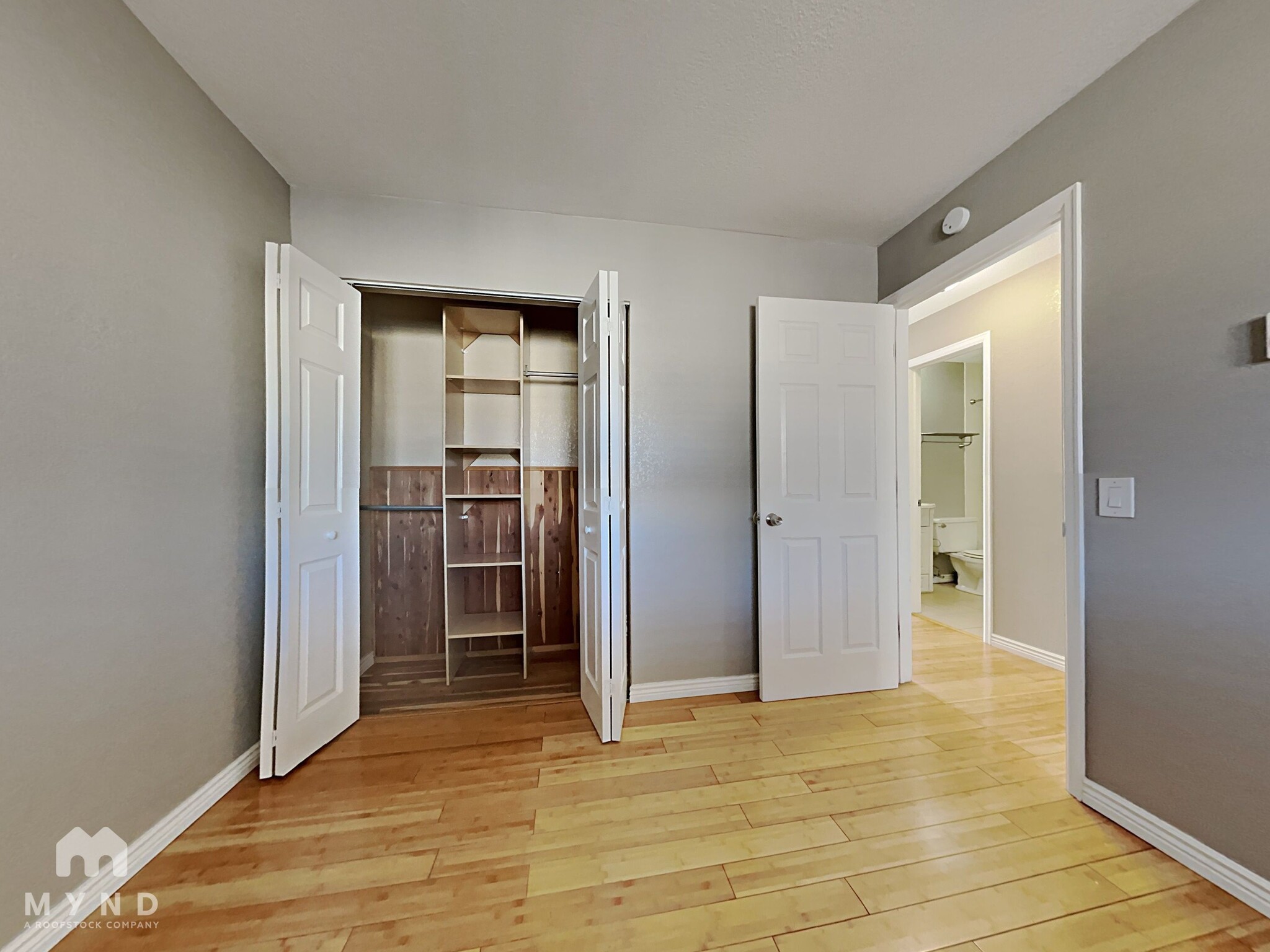 Building Photo - 7885 Barbara Ann Dr