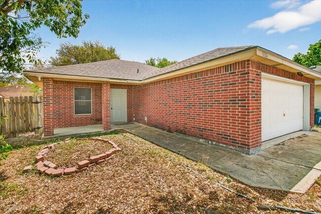 Building Photo - 3726 Sunnyville Dr