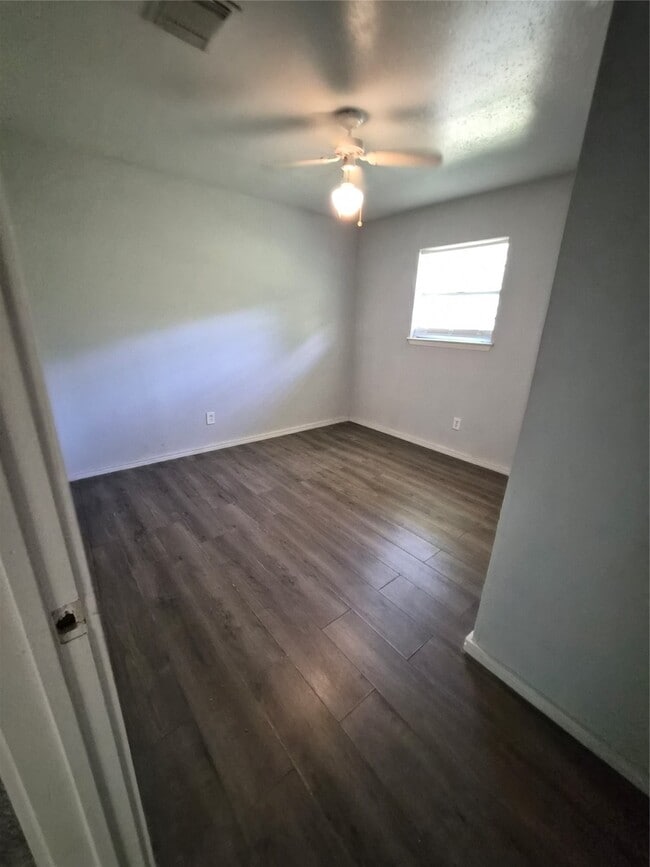 Building Photo - 12335 Roy Rd