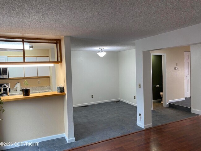 Building Photo - 3348 Monticello Ct